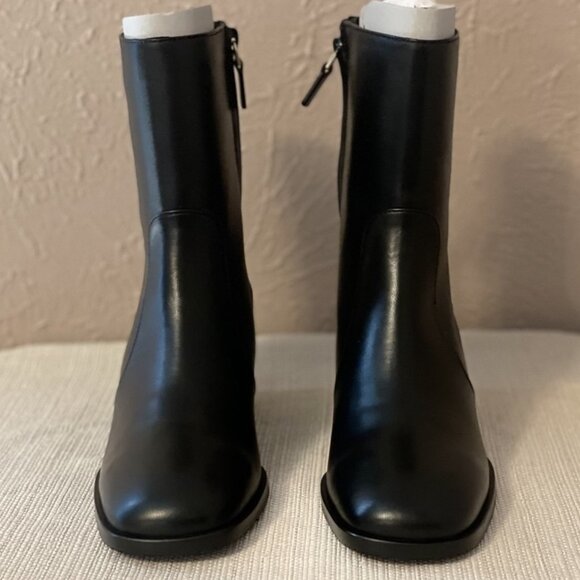 Stuart Weitzman Booties Nola - size 5.5 - Picture 2 of 11